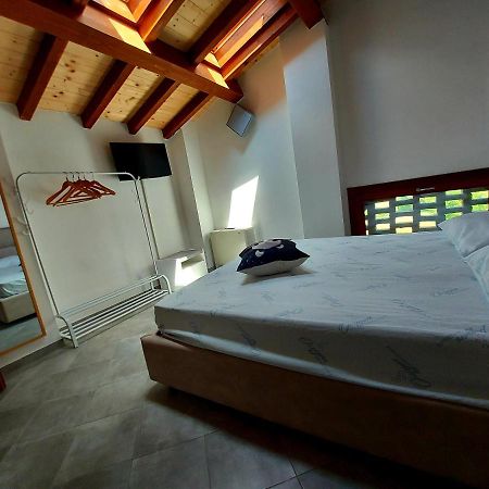 Agriturismo Azienda Agricola Ferrari M.Rita Pozza Экстерьер фото
